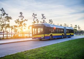 Автобуси Автобуси за градски транспорт Solaris Urbino 18