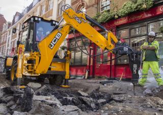 Багер-товарачи с обратно загребване JCB 3CX SM