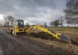 Багер-товарачи с обратно загребване New Holland B110C TC