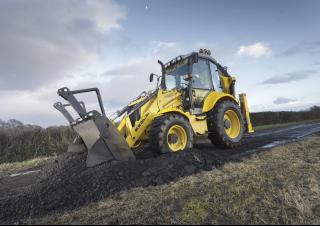 Багер-товарачи с обратно загребване New Holland B110C TC