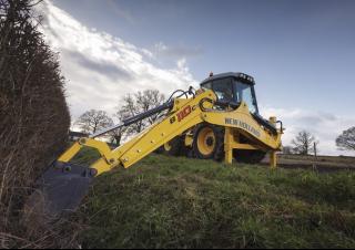 Багер-товарачи с обратно загребване New Holland B110C TC