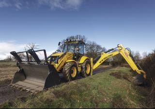 Багер-товарачи с обратно загребване New Holland B110C TC