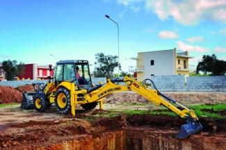 Багер-товарачи с обратно загребване New Holland B110C PS
