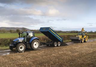 Багер-товарачи с обратно загребване New Holland B110C TC