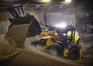 Багер-товарачи с обратно загребване New Holland B115C