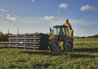 Багер-товарачи с обратно загребване New Holland B115C