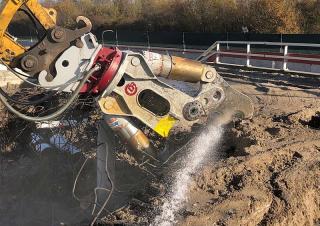 Приставки Бетонотрошачки Kinshofer DCC-25-A