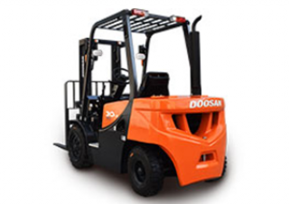 Челни мотокари, пропан-бутан Doosan G30P-5