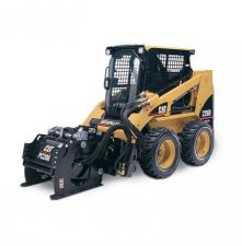 Челни товарачи Caterpillar 226B II
