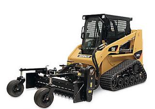 Челни товарачи Caterpillar 247B II