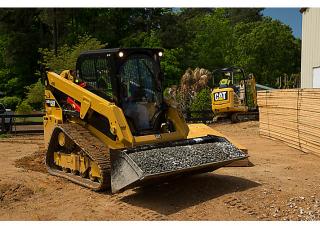 Челни товарачи Caterpillar 249D