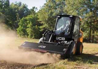 Челни товарачи JCB 260