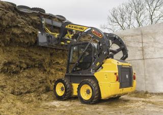 Челни товарачи New Holland L220