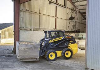 Челни товарачи New Holland L220