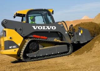 Челни товарачи Volvo MCT 145 C