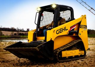 Челни товарачи Gehl R105 