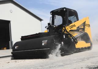 Челни товарачи Gehl RT165