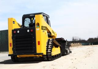 Челни товарачи Gehl RT165