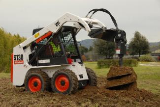Челни товарачи Bobcat S 130 ACS