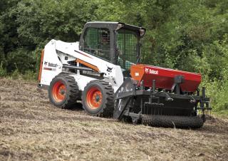 Челни товарачи Bobcat S550