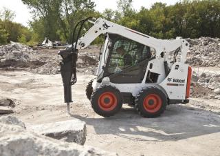 Челни товарачи Bobcat S570