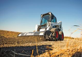 Челни товарачи Bobcat S650