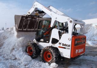 Челни товарачи Bobcat S650