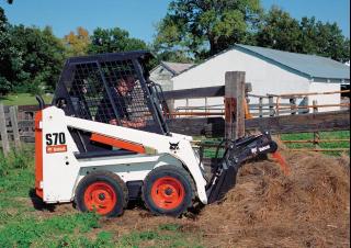 Челни товарачи Bobcat S70