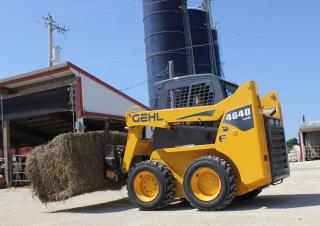 Челни товарачи Gehl SL 4640 SXT