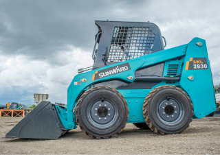 Челни товарачи Sunward SWL2830 