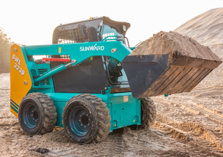 Челни товарачи Sunward SWL3230 