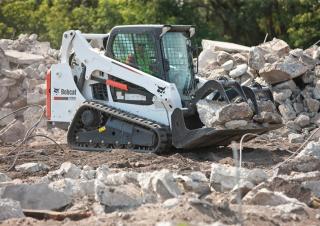 Челни товарачи Bobcat T590