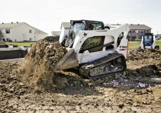 Челни товарачи Bobcat T870
