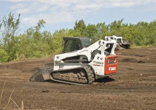 Челни товарачи Bobcat T870