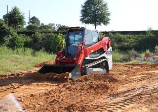 Челни товарачи Takeuchi TL 10 V2