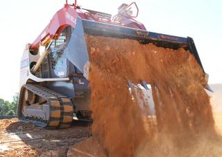 Челни товарачи Takeuchi TL 12 R2