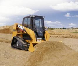 Челни товарачи Case TR 320