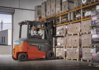 Челни вилични електрокари Toyota 9 FBH 30T 