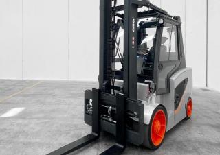 Челни вилични електрокари Carer A 80 SC