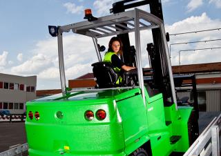 Челни вилични електрокари Cesab B 870