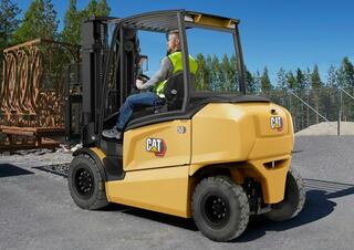 Челни вилични електрокари Caterpillar EP50CN