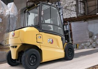 Челни вилични електрокари Caterpillar EP50CN