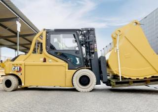 Челни вилични електрокари Caterpillar EP80NH-900