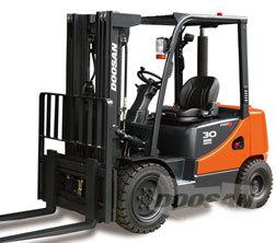 Челни вилични мотокари, дизелови Doosan D30S-5
