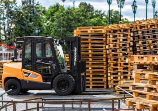 Челни вилични мотокари, дизелови Doosan D45S-9