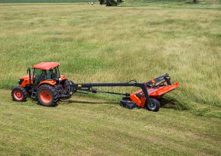 Челно монтиран косачен диск с кондиционер Kubota DMC8028R