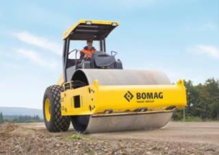 Валяци Еднобандажни валяци Bomag BW 211 D-40 SL