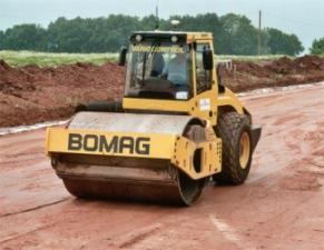 Валяци Еднобандажни валяци Bomag BW 213 DH-4 BVC