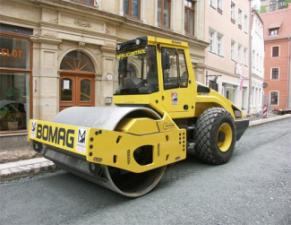Валяци Еднобандажни валяци Bomag BW 213 DH-4 BVC