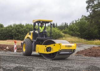 Валяци Еднобандажни валяци Bomag BW 214 DH-5